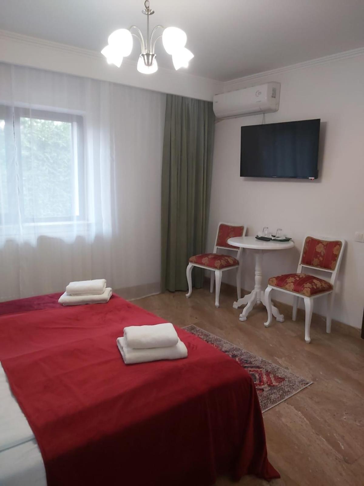 Hotel Alexander House à Deva Extérieur photo