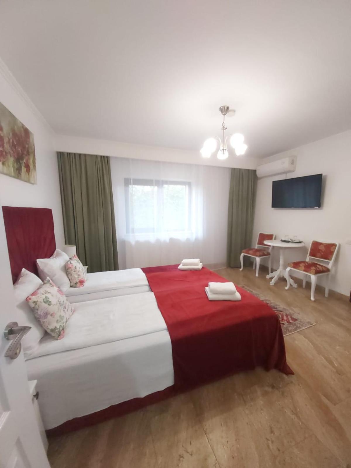 Hotel Alexander House à Deva Extérieur photo