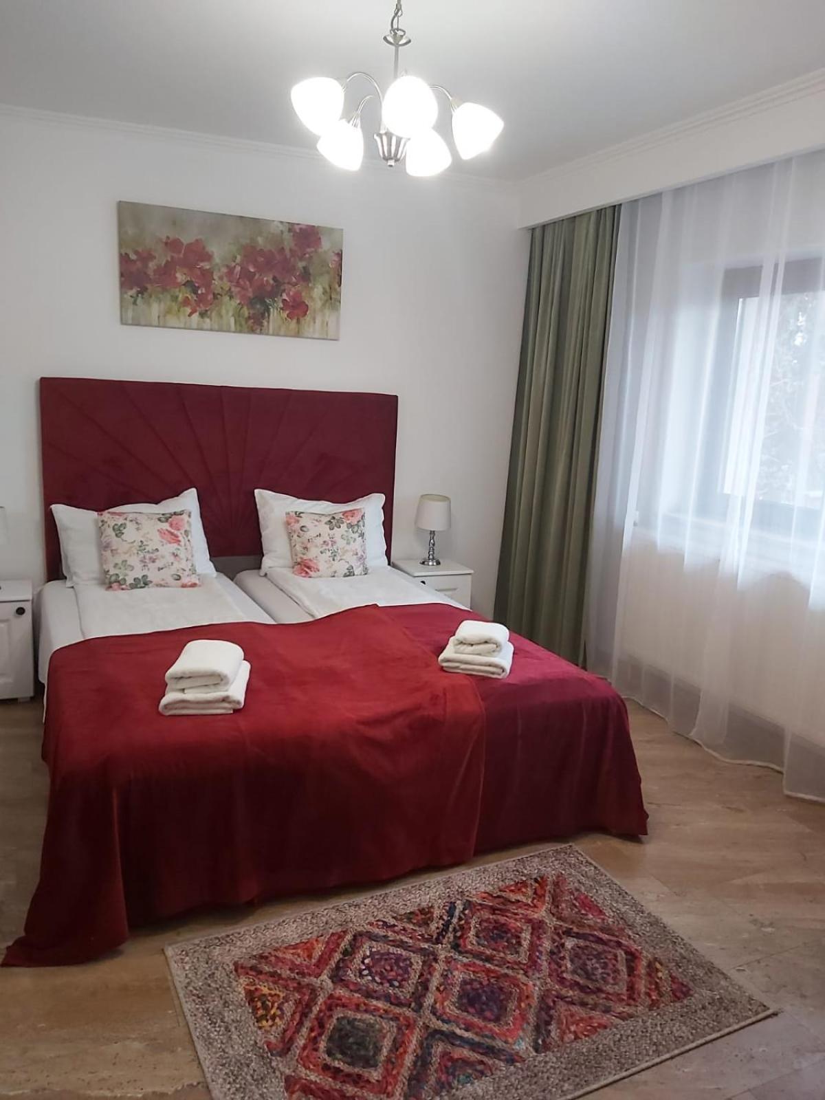 Hotel Alexander House à Deva Extérieur photo
