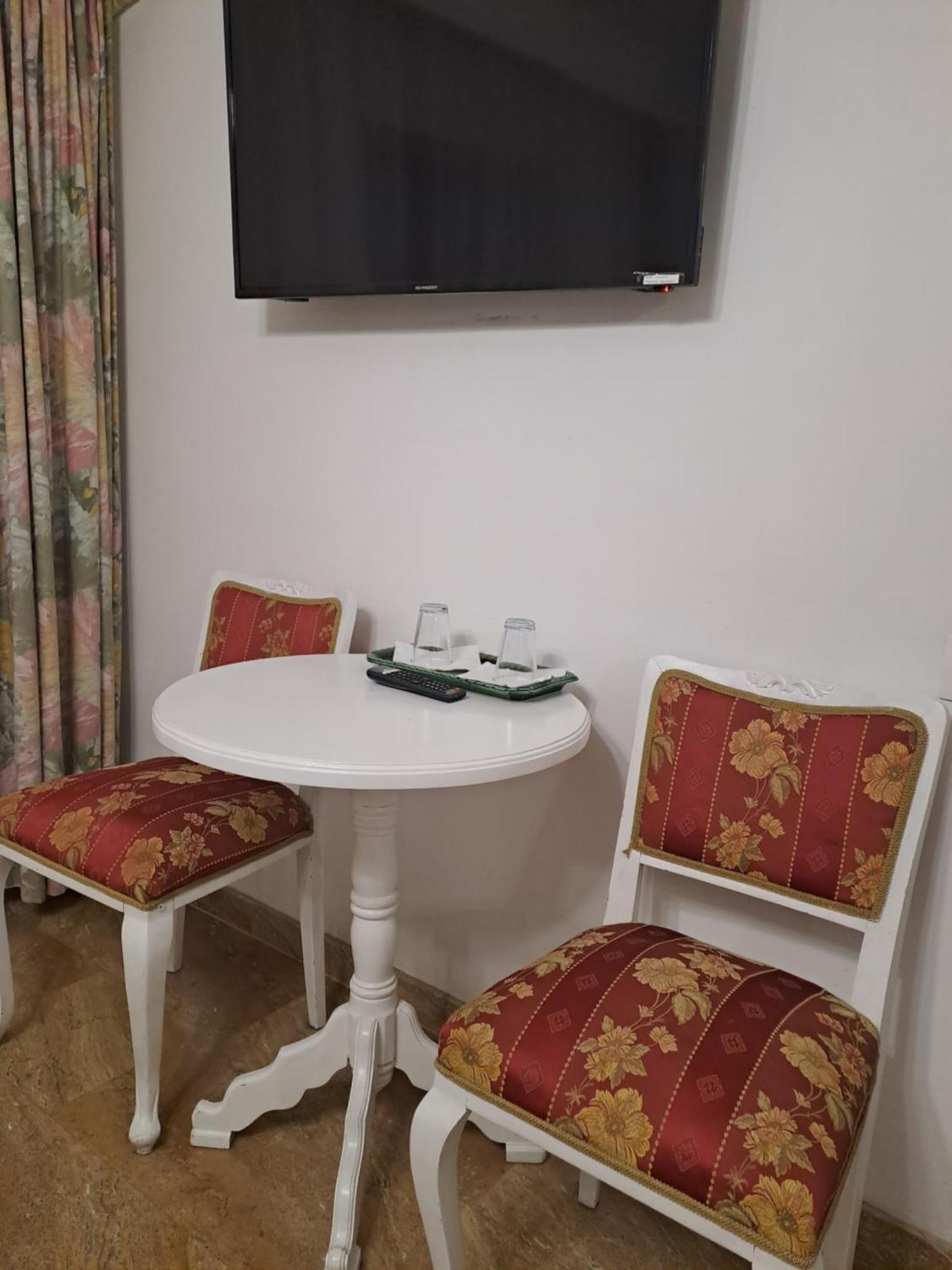 Hotel Alexander House à Deva Extérieur photo